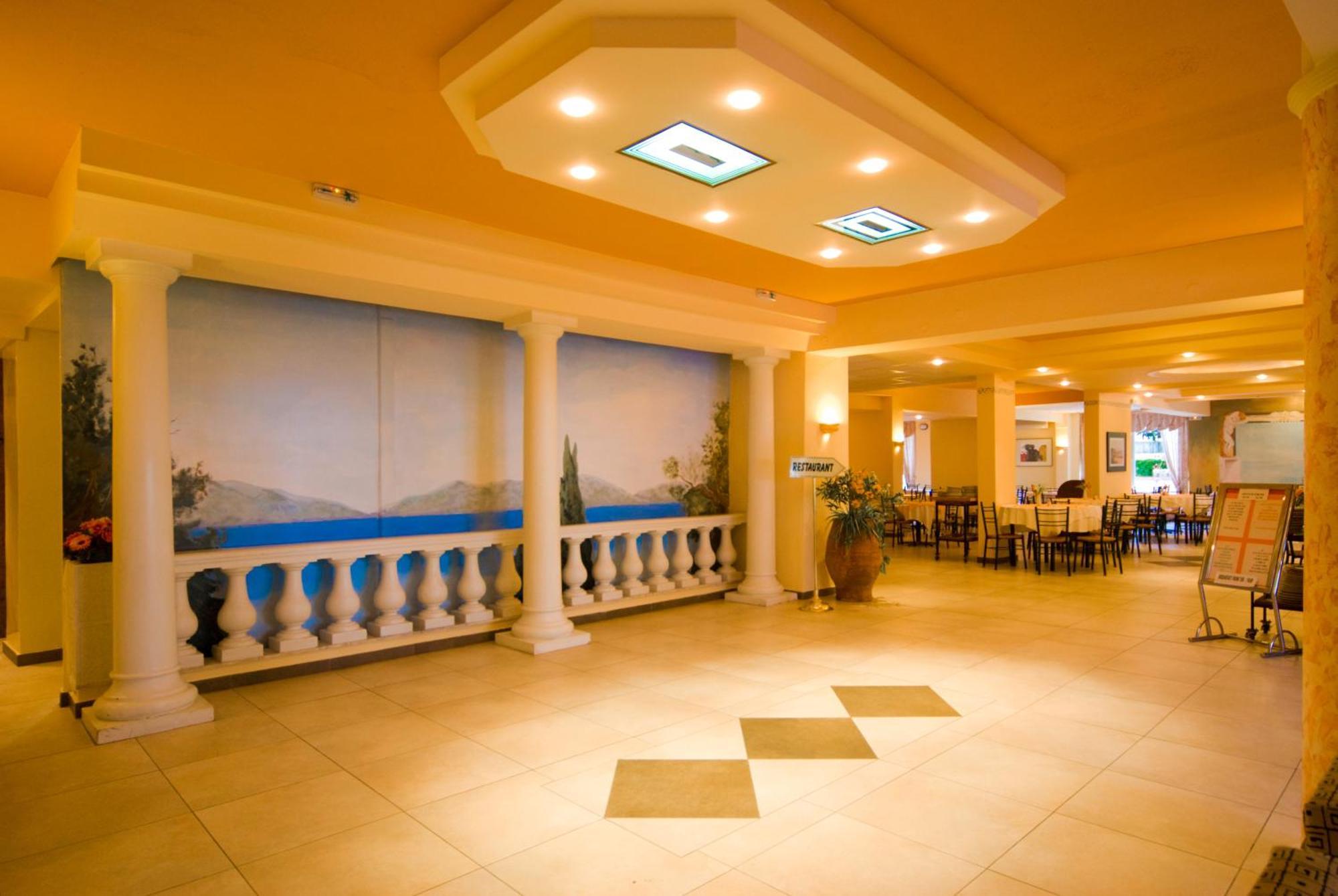 Potamaki Beach Hotel Benitses  Luaran gambar