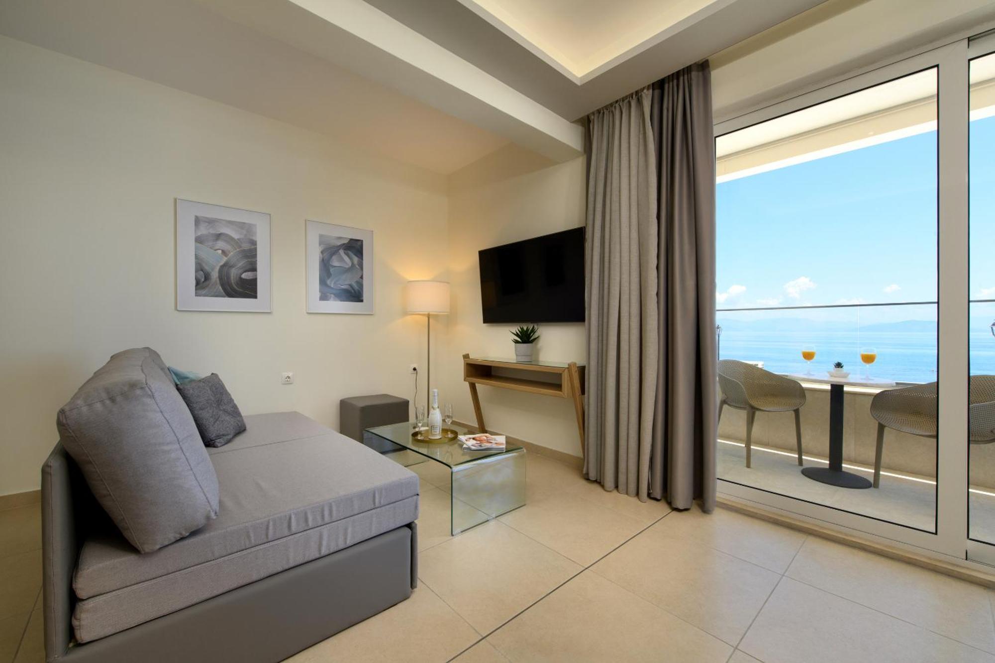 Potamaki Beach Hotel Benitses  Bilik gambar